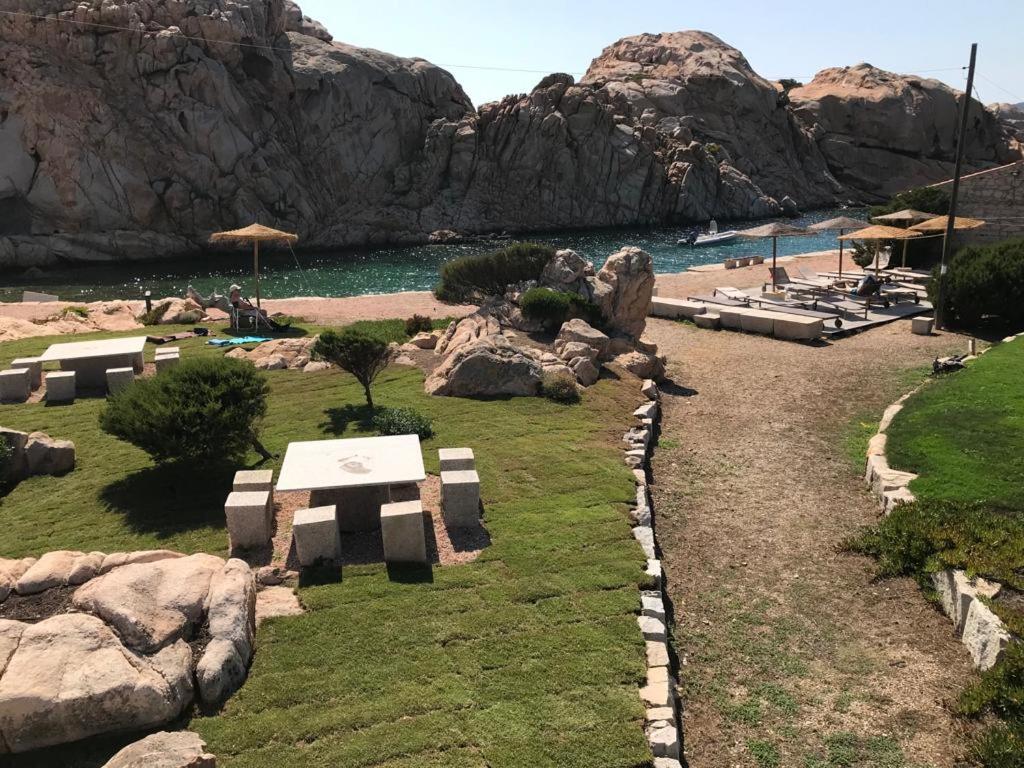 Residence Cala Francese - Case sul mare La Maddalena  Exterior foto