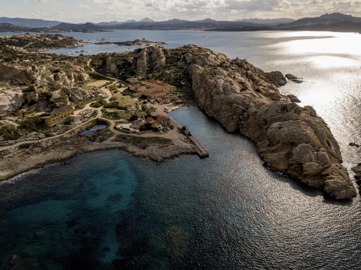 Residence Cala Francese - Case sul mare La Maddalena  Exterior foto