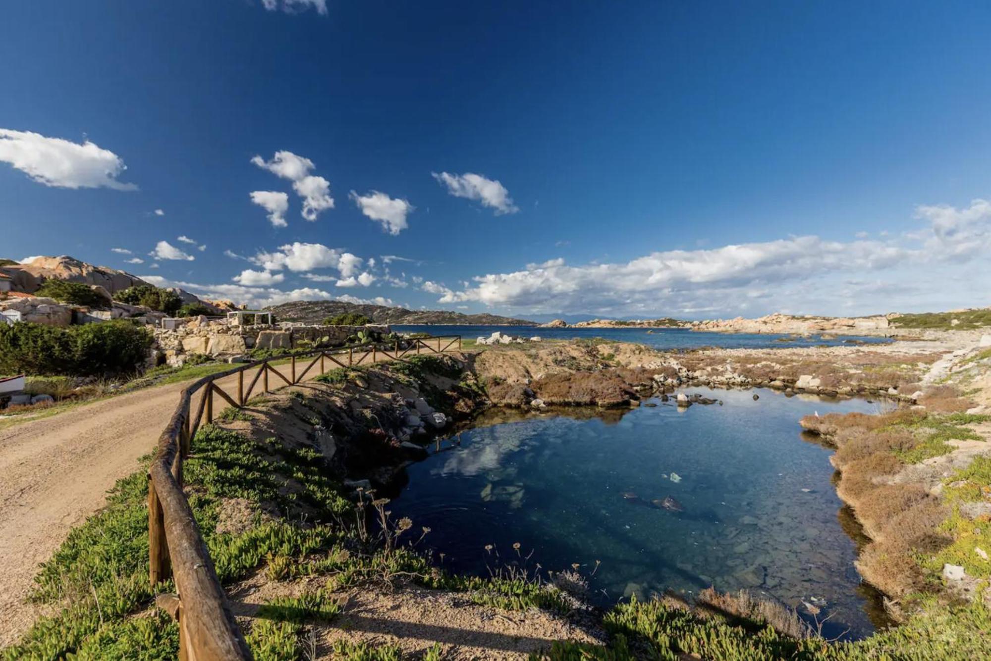 Residence Cala Francese - Case sul mare La Maddalena  Exterior foto