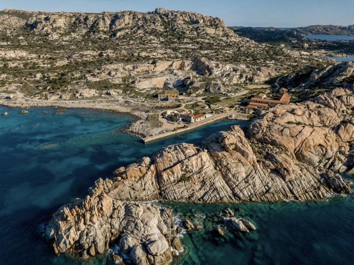 Residence Cala Francese - Case sul mare La Maddalena  Exterior foto