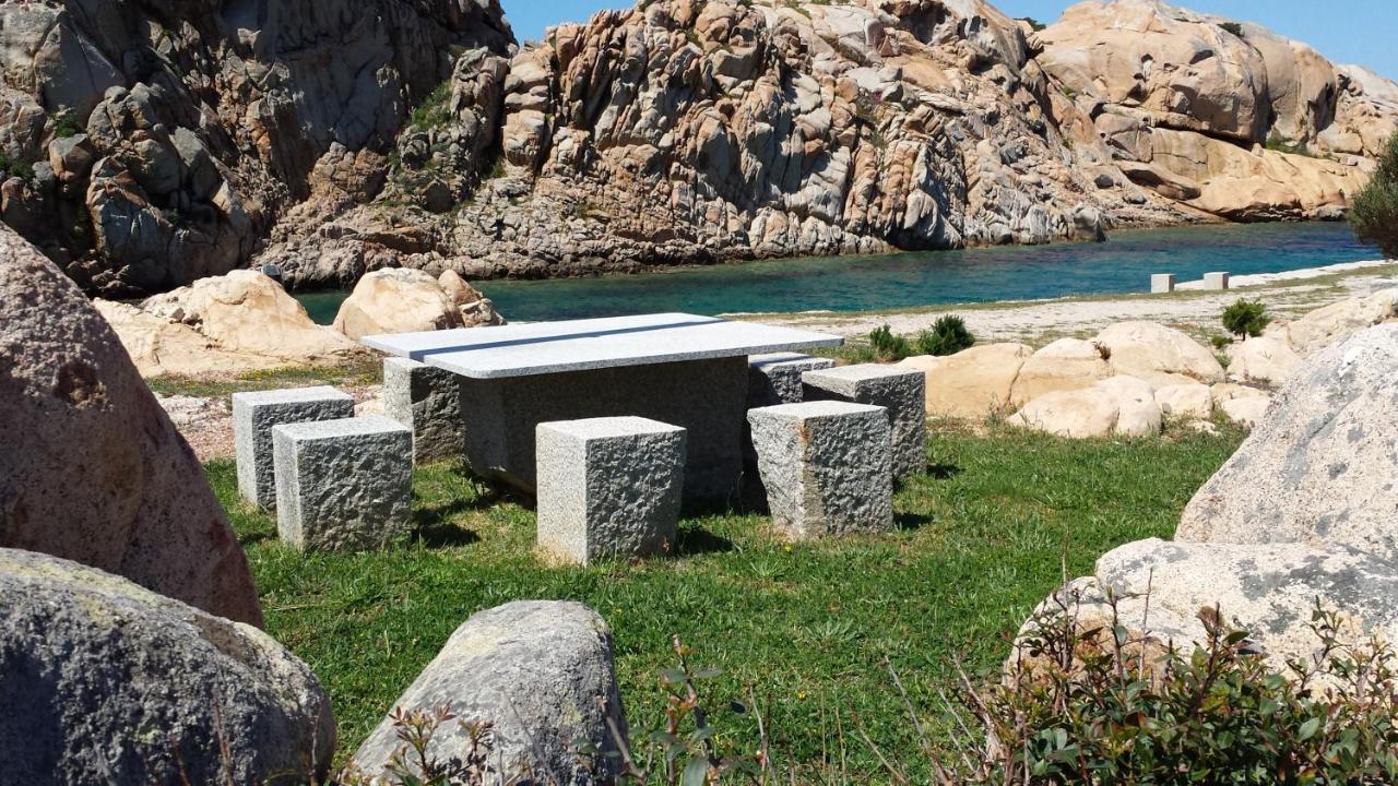 Residence Cala Francese - Case sul mare La Maddalena  Exterior foto