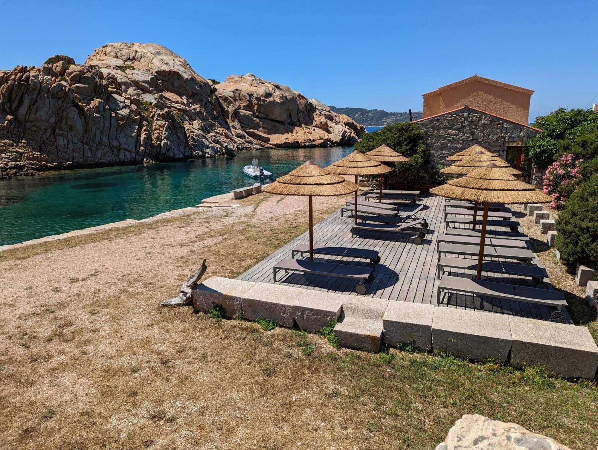 Residence Cala Francese - Case sul mare La Maddalena  Exterior foto